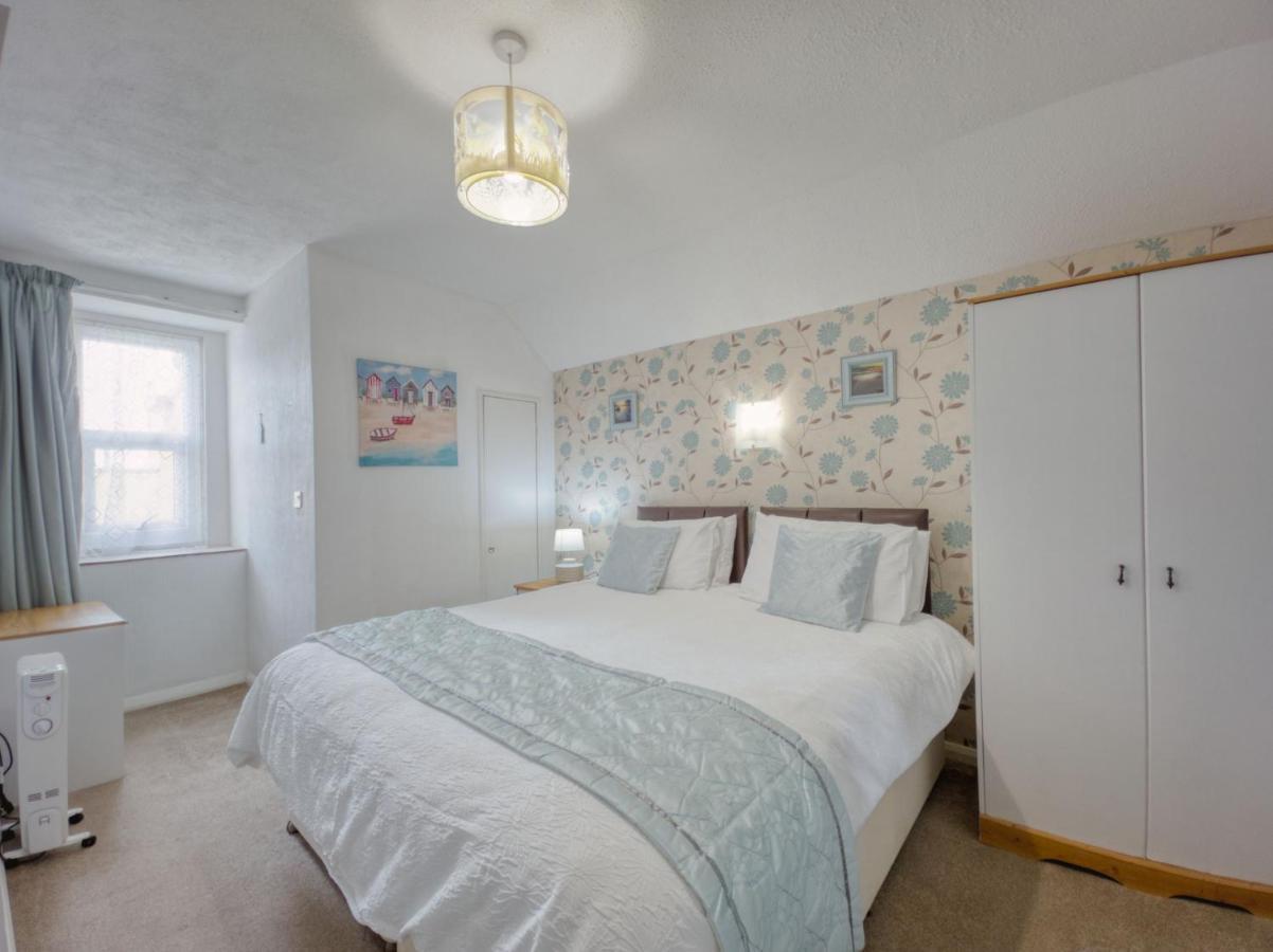 Apartment 7 - 1 Bedroom Sea Front Location - Step Free Access From Rear - Free Parking ペイントン エクステリア 写真